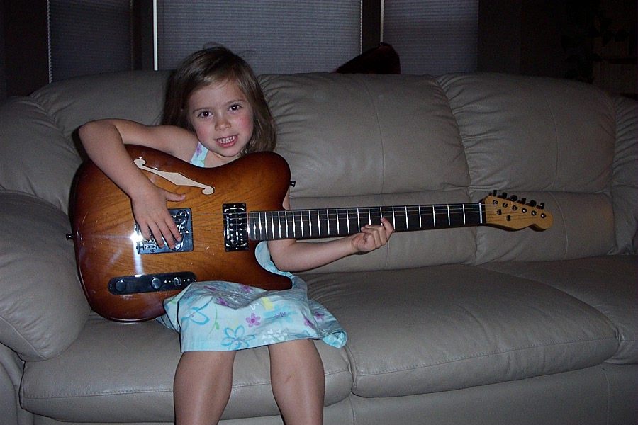 Lindsey playing the tele